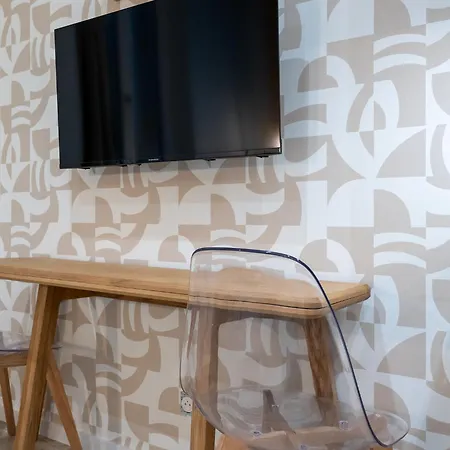 Apartment Calm And Design Metro Guichard Lyon
