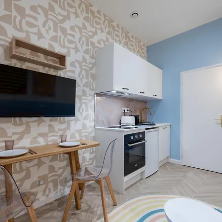Apartment Calm And Design Metro Guichard Lyon