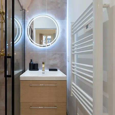 Apartment Calm And Design Metro Guichard Lyon